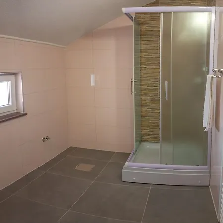 Maja Bed and Breakfast