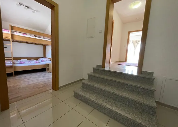 Maja Alojamento de Acomodação e Pequeno-almoço 3*