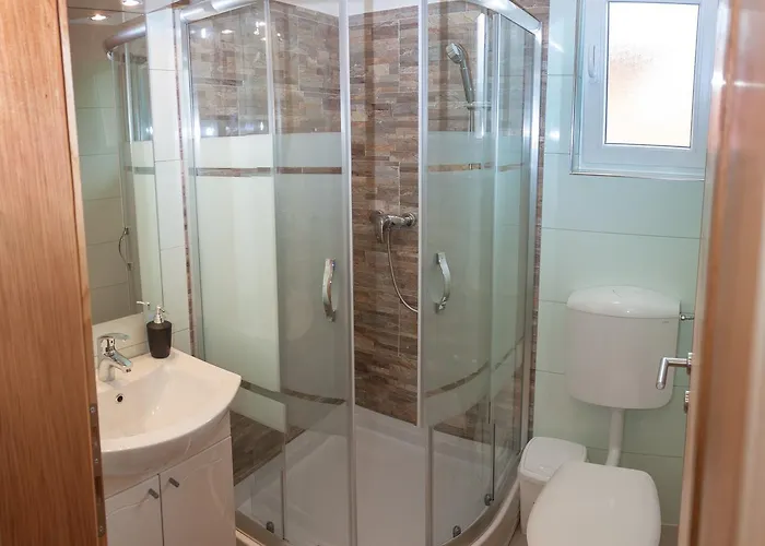 Alojamento de Acomodação e Pequeno-almoço Maja