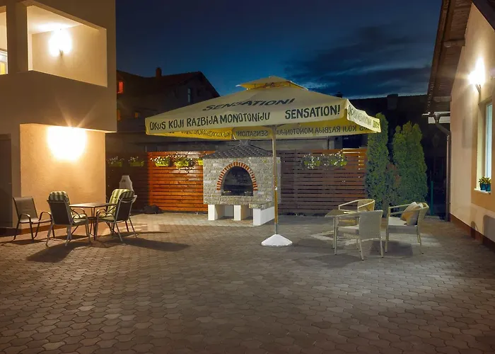 Alojamento de Acomodação e Pequeno-almoço Maja 3*