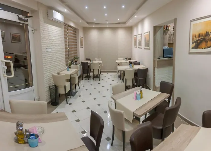 Alojamento de Acomodação e Pequeno-almoço Maja